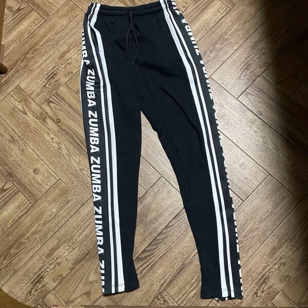 ZUMBA正規品 ズンバ ロゴ入りパンツ ブラック 黒 フィットネス ヨガ スポーツウェア