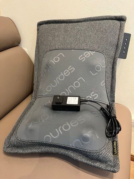 ルルド プレミアムシートマッサージャー Lourdes