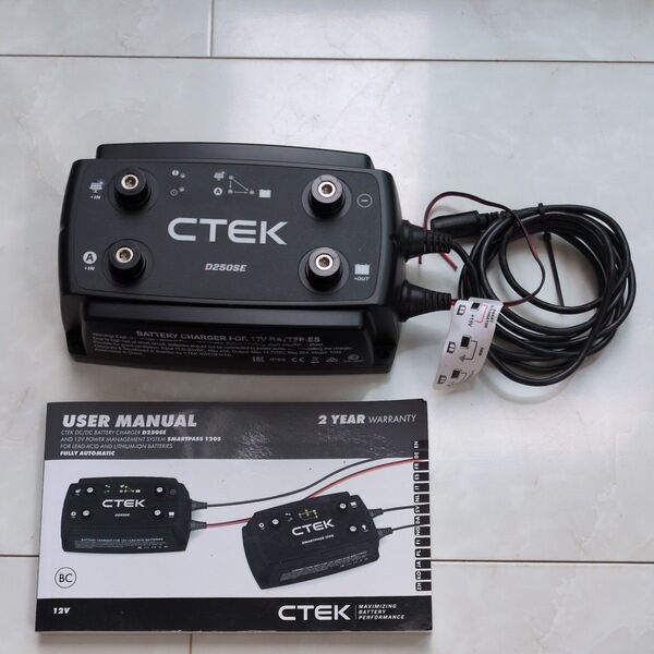CTEK D250SE バッテリーチャージャー SMARTPASS 120S