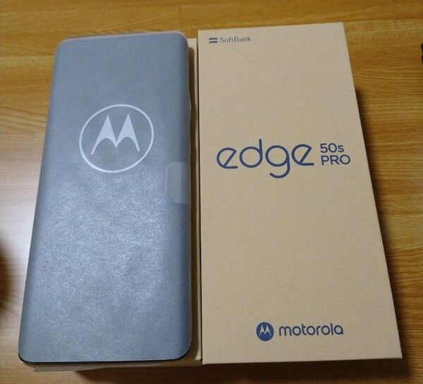 【Motorola】edge 50s pro ブラックビューティー