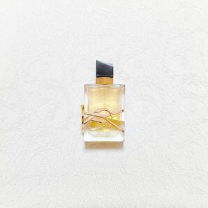 【残量9割】 YVES SAINT LAURENT イヴサンローラン リブレ オーデパルファム 50ml
