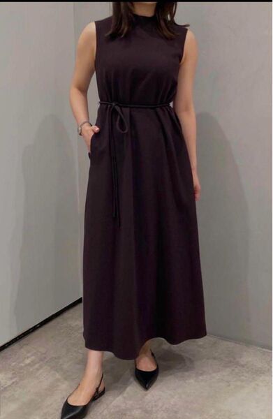 Theory セオリー 19aw モックネックミディ丈ワンピース ロングワンピース ノースリーブ Aライン 黒