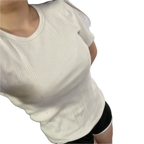 ユニクロ 白 M カットソー Tシャツ 半袖 レディース 着画
