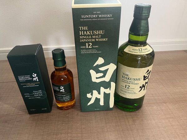 2本セット 白州 蒸溜所限定 シングルモルトウイスキー 白州12年700ml とピーテットモルド白州蒸溜所限定 180ml の