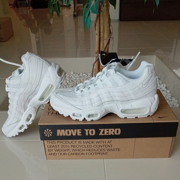 【新品未使用24.5cm】NIKE AIR MAX 95 ナイキエアマックス