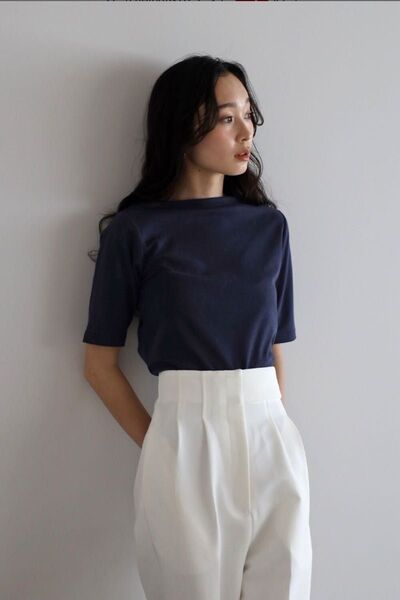 新品未使用タグ付ボンジュールサガンbonjour saganシルケットコットンボートネックTシャツLネイビー半袖五分袖二の腕カバー