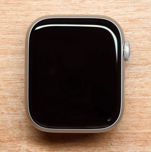 新品未使用 Apple Watch Series7 スターライトアルミニウムケース 45mm GPSモデル