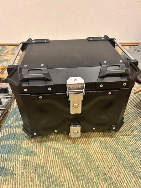 リアボックス 45L アルミ製 頑丈 カブ オフロード バイク ツーリング
