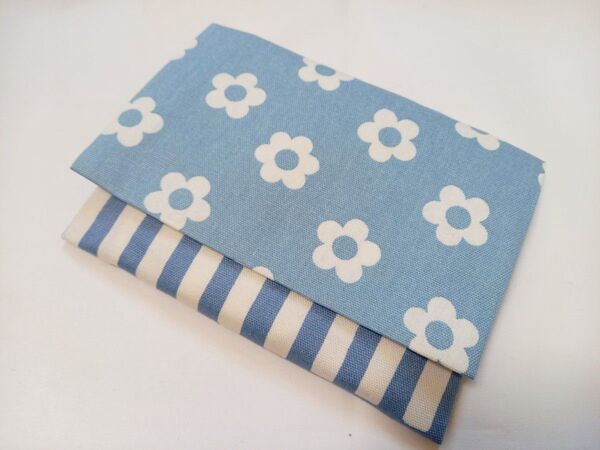 移動ポケット ハンドメイド 1316.ブルーお花×四角