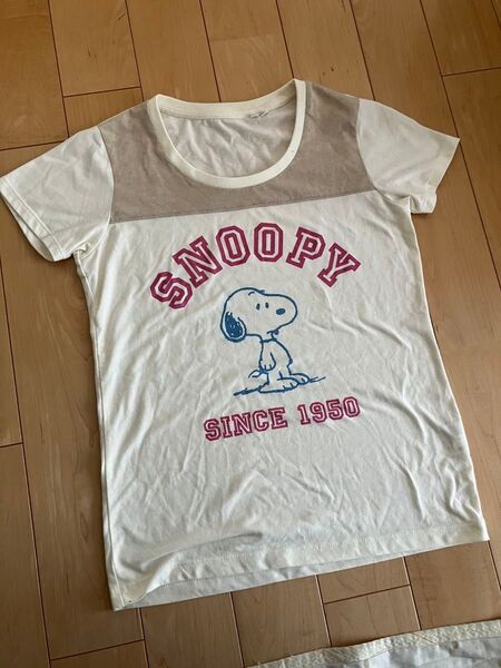 スヌーピー サイズM 半袖 Tシャツ ユニクロ UNIQLO UT ホワイト