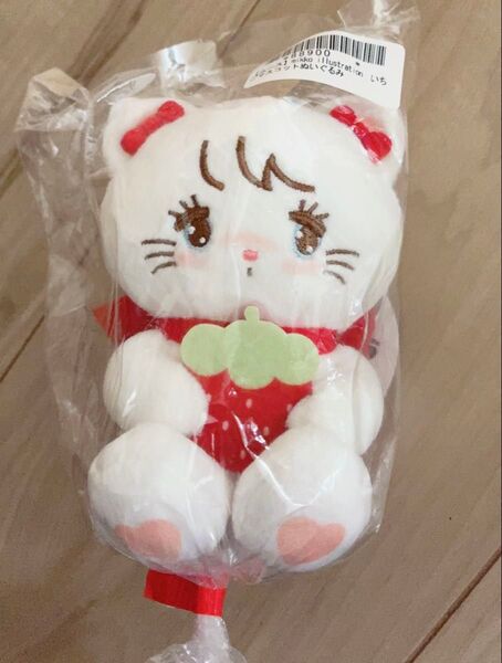 mikko いちごマスコットぬいぐるみ ムース