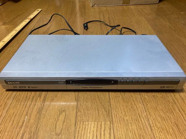 SANYO DVDプレーヤー DVD-PS10 三洋電機 通電確認ok 動作未確認