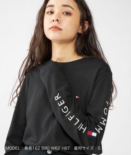 TOMMY HILFIGER 長袖Tシャツ