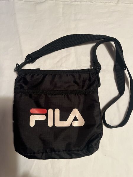 FILA ナイロンミニバッグ ポーチ サコッシュ