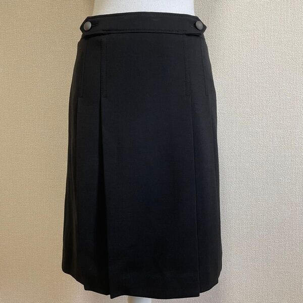 新品アンタイトル UNTITLED 黒 スカート 2 秋冬 日本製