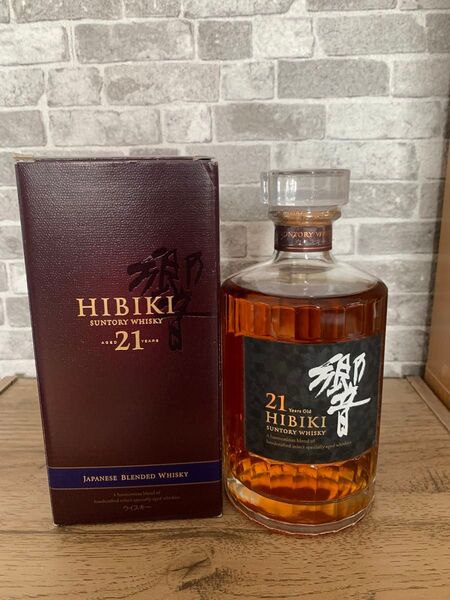 SUNTORY WHISKY HIBIKI サントリー ウイスキー 響21年旧ボトル 箱付
