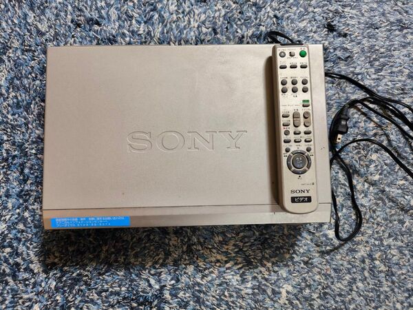 【ジャンク】SONY Hi-Fi Stereo VHSビデオデッキ 2002年製