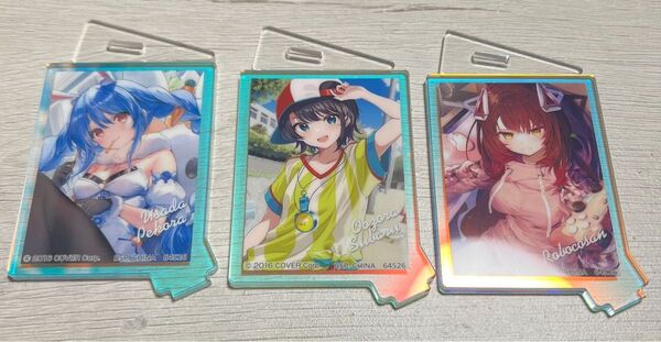 ホロライブ 一番くじ A賞オーロラアクリルスタンド アクスタ兎田ぺこら大空スバルロボ子さん