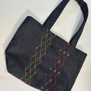 ビーズ刺し子 ハンドメイド ビーズ刺繍 トートバッグ 手提げ お散歩トートバッグ ランチバッグ 刺し子 ビーズバッグ 刺繍