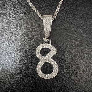 ナンバー"8" ペンダント ネックレス 送料無料