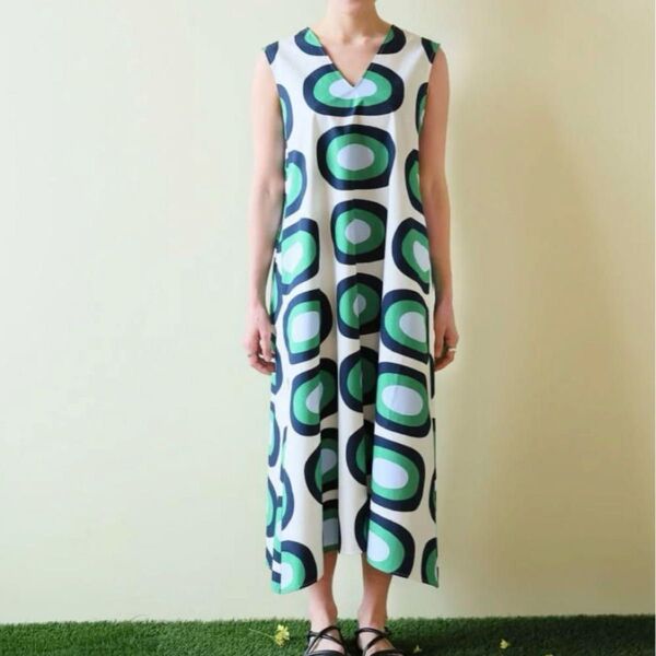 marimekko UNIQLO Vネックフレアワンピース S マリメッコ ユニクロ 新品タグ付き グリーン ホワイト 緑 白