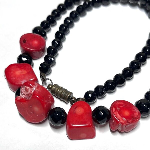 オニキス 石英 ブラックカルセドニー 赤珊瑚 カットデザイン ネックレス necklace jewelry 天然石
