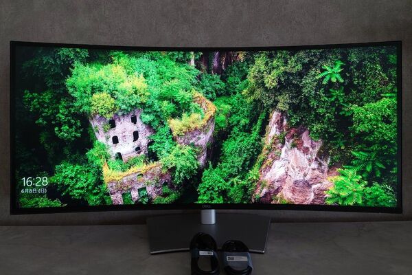 Dell U4021QW 39.7インチ 曲面 モニター /WUHD/IPS非光沢,5K2K/Thunderbolt ディスプレイ