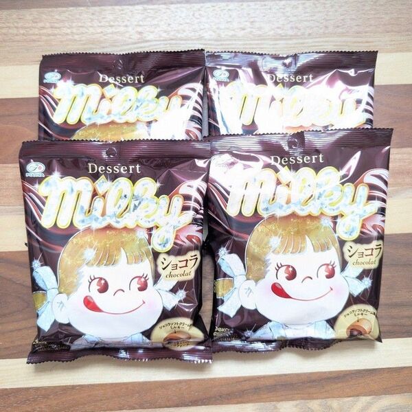 不二家 ミルキー ショコラ 67g 4袋 まとめ売り お菓子 キャンデー
