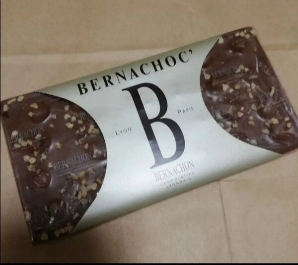 1枚 ベルナシオン タブレット 板チョコ お菓子 チョコレート ベルナショック BERNACHOC フランス パリ