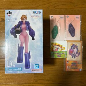 ワンピース 一番くじ エッグヘッド リリス フィギュア アクリルキーホルダー ステッカー アクリルスタンド