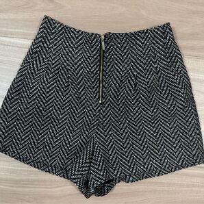 ByeBye ハイウエスト ショートパンツ