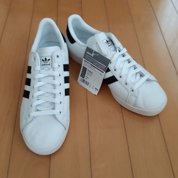 新品 adidasメンズスニーカー コーストスター26.5cm