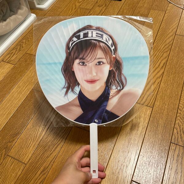 値下げ不可 ME:I 石井蘭 うちわ