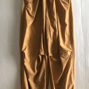 オーバーサイズ ワイドパンツ