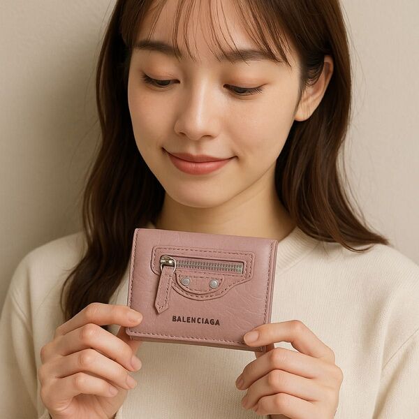 【BALENCIAGA】バレンシアガ 三つ折り財布 ミニ財布 ミニウォレット ピンク系 美品 おしゃれ シンプル