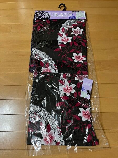 新品未使用 浴衣 レディース フリーサイズ 黒 ピンク ユリ 花柄 レース