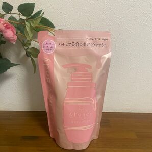 & honey メルティモイスト ジェルボディウォッシュ ピュアローズハニーの香り 本体 500ml 詰め替え用 すべすべタイプ