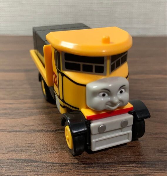 バンダイの食玩 トーマスとなかまたち なかよしトーマス イザベラ