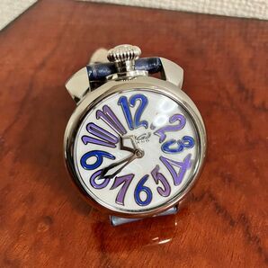 ガガミラノ マヌアーレ40 ラウンド クォーツ ブルー 腕時計 GaGaMILANO マザーオブパール