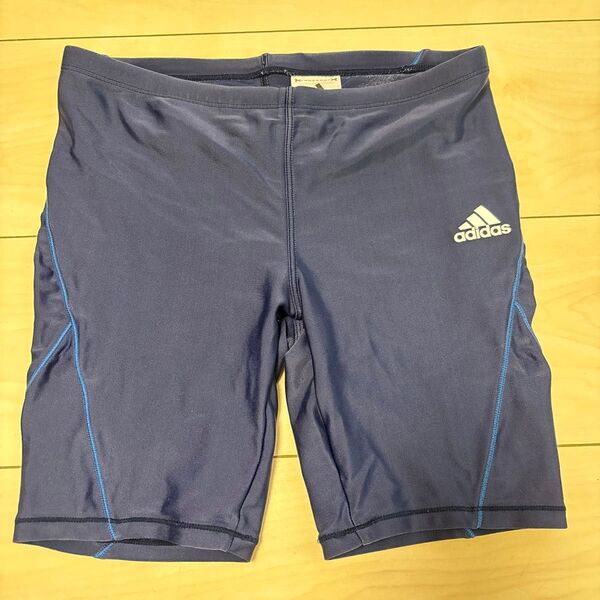 150 adidas アディダス 紺色 男の子