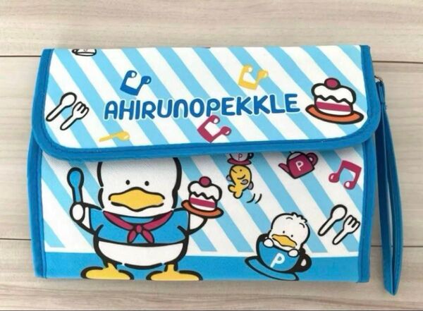 【新品】☆アヒルのペックル母子手帳ケース マルチケース 通帳入れ 多機能ポーチ