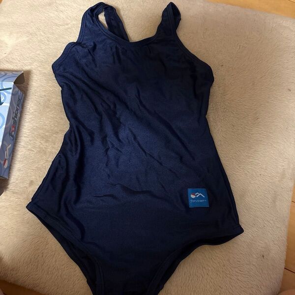 新品 未使用 競泳水着 女子 スクール用 紺色 ファッショナー