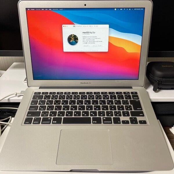 Apple MacBook Air (13-inch, Early 2014) A1466