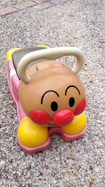 アンパンマンカー アンパンマン 車 乗り物