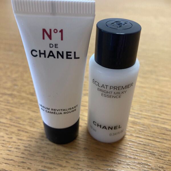 シャネル CHANELサンプル エクラ プルミエ ブライト ミルキー エッセンス10ml 、セラムN°1 ドゥシャネル