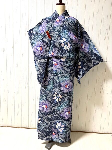 花柄の有松鳴海絞りの浴衣 m4312