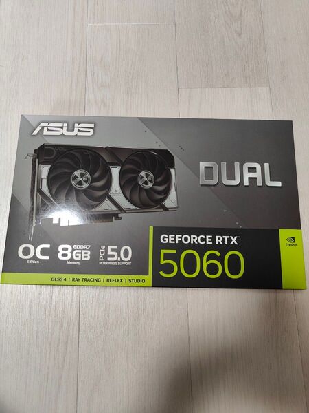ASUS エイスース Dual GeForce RTX 5060 8GB GDDR7
