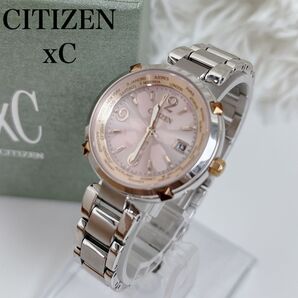 CITIZEN xC ティタニア EC1044-55W電波ソーラー 桜ピンク 腕時計 デイト