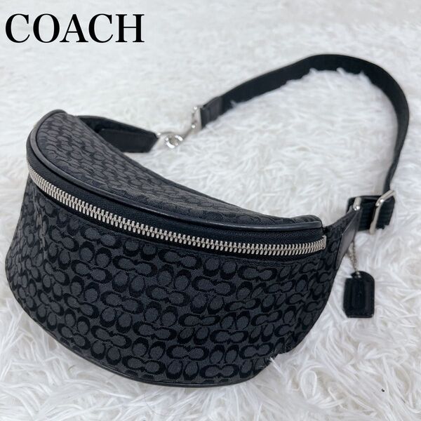 希少 コーチ ボディ バッグ ミニシグネチャー キャンバス 斜め掛け 黒 COACH ウエストポーチ ウエストバッグ ショルダー
