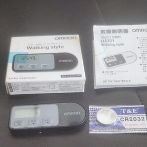 オムロン 歩数計 HJ-321-BK (ブラック)OMRON 中古美品 多機能タイプ 新品電池